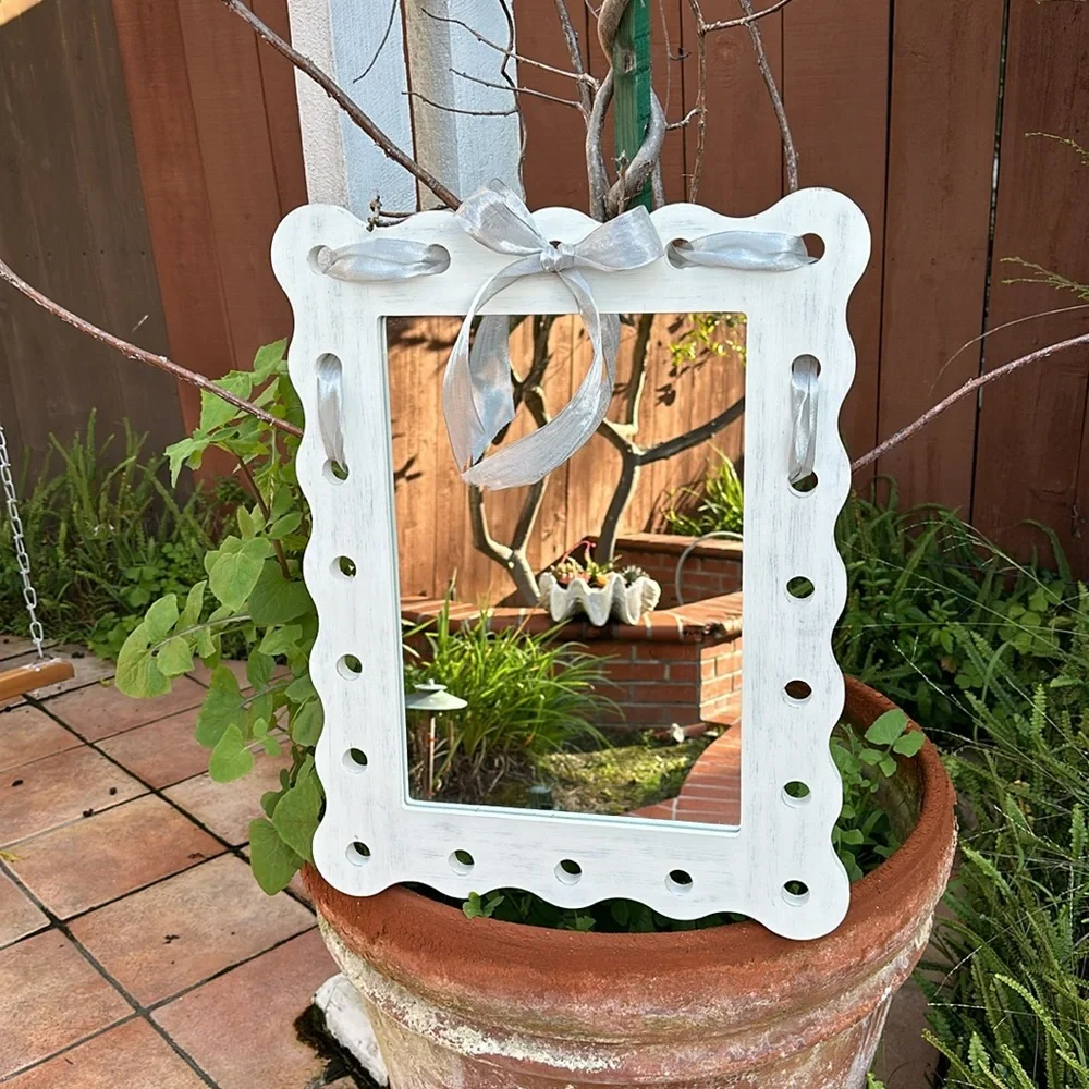 SLAH #40493 Cottage Collection Dress Me Up Mirror